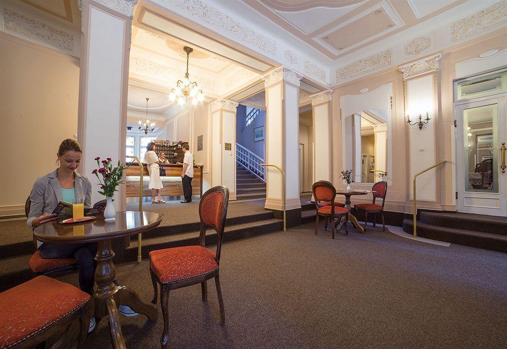 Františkovy Lázně Dr. Adler Spa & Kurhotel מראה חיצוני תמונה