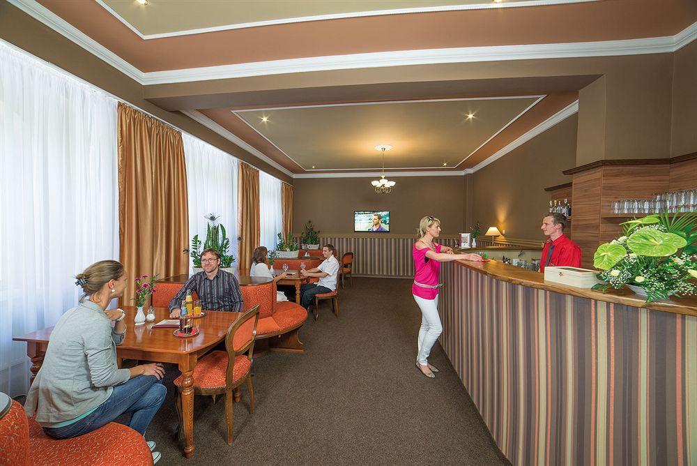 Františkovy Lázně Dr. Adler Spa & Kurhotel מראה חיצוני תמונה
