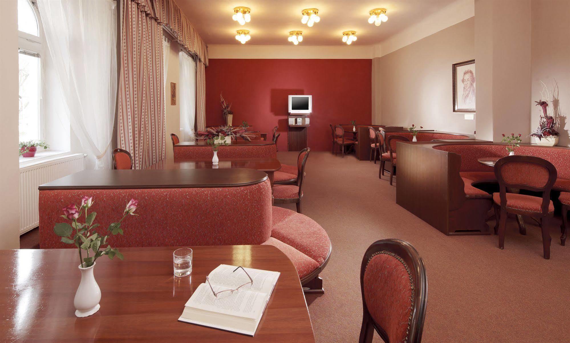Františkovy Lázně Dr. Adler Spa & Kurhotel מראה חיצוני תמונה