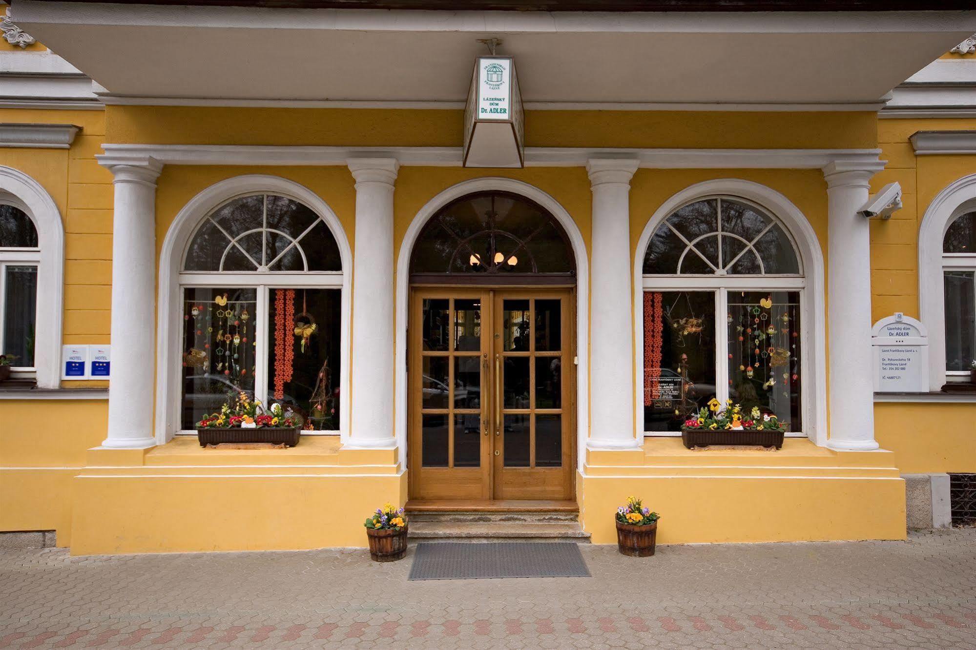 Františkovy Lázně Dr. Adler Spa & Kurhotel מראה חיצוני תמונה